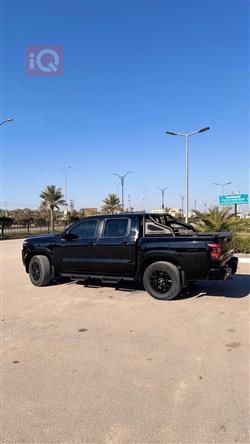 نيسان فرونتر